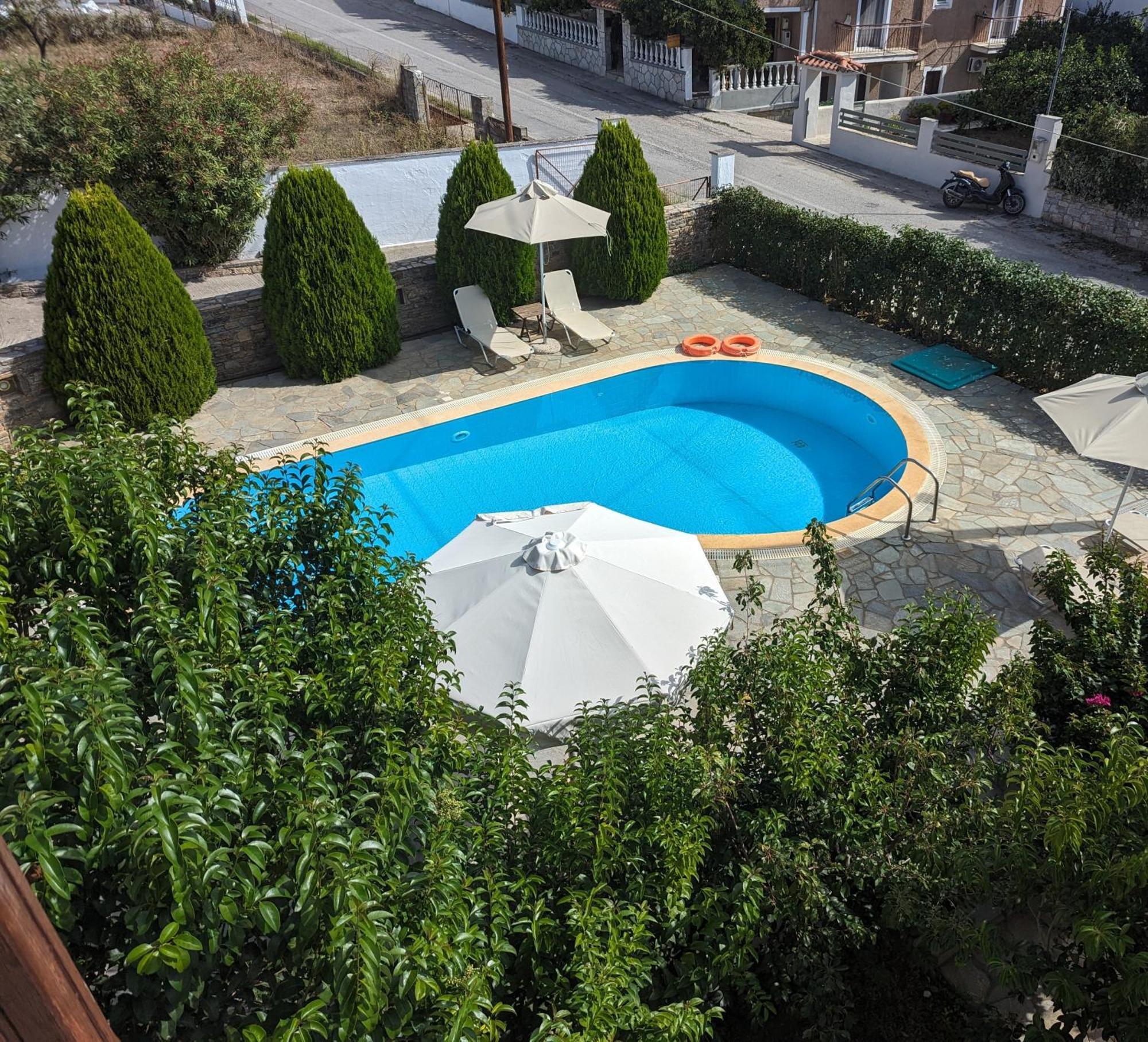 Guesthouse Christos Skopelos Town Exterior photo